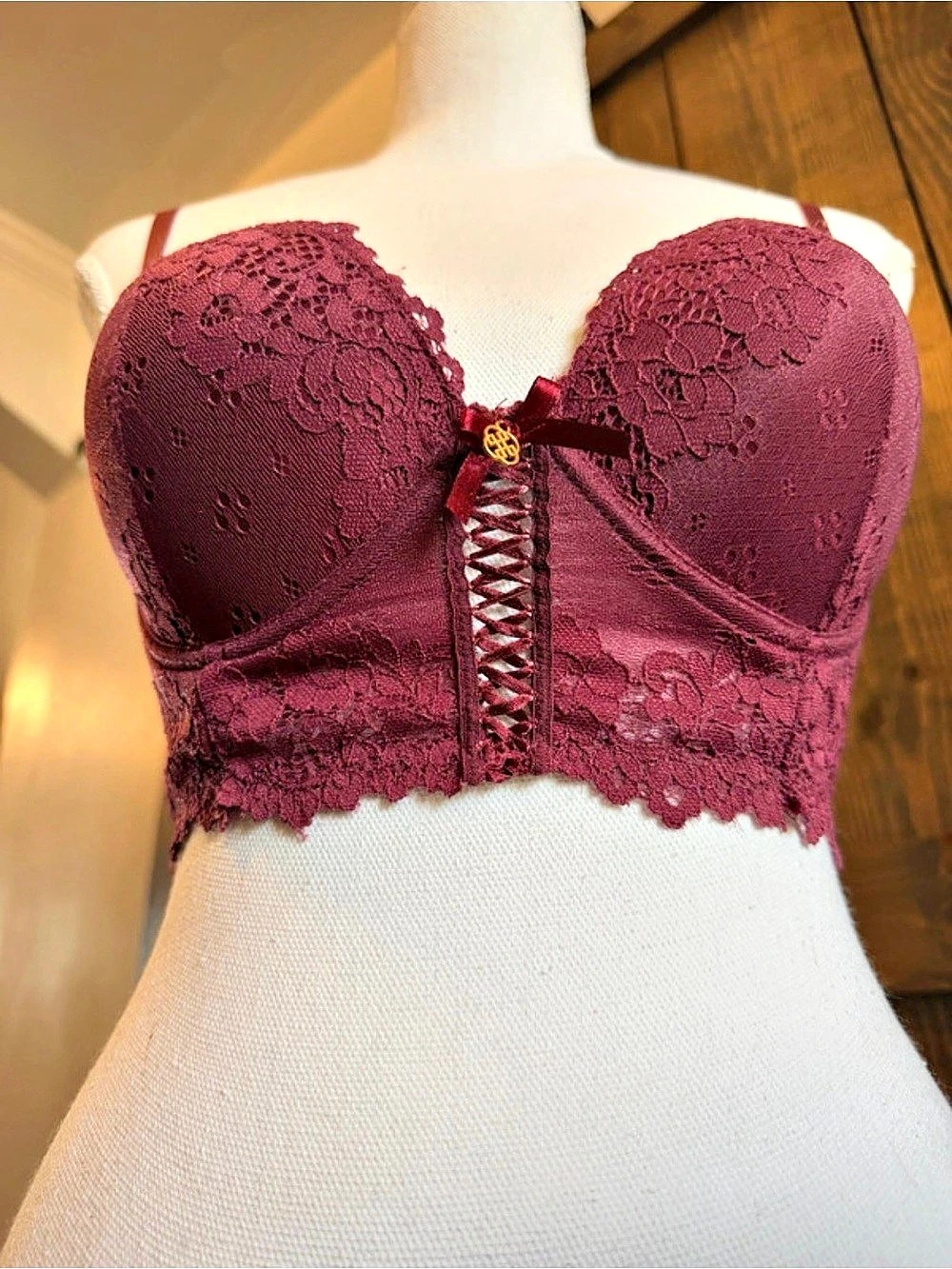 Daisy Fuentes DF827 Lace Bustier Bra in Burgundy 36B Like New - Picture 1 of 8